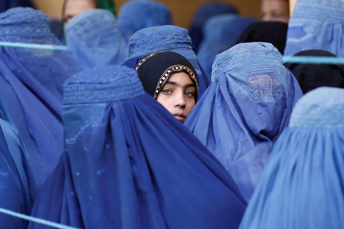 Un “féminicide social” : la situation des femmes en Afghanistan